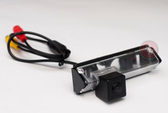 Плафон для камеры заднего вида на Mitsubishi, Mazda, Toyota Camry (Европа, 2007-2012) Redpower MIT033