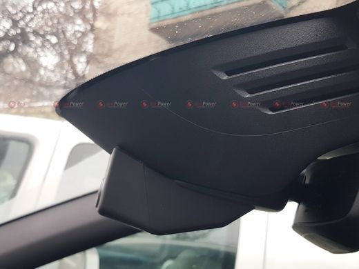 Двоканальний штатний відеореєстратор Redpower DVR-VOL5-G Dual для Volvo V90, S90 та XC60 з датчиком дощу і круїз-контролем