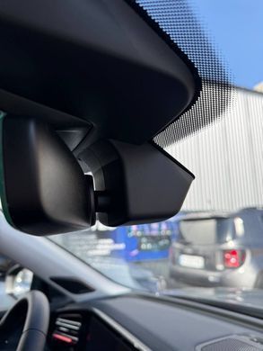Штатный видеорегистратор RedPower DVR-VAG15-G для Volkswagen Tiguan 3 и Skoda Kodiaq 2