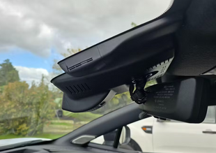 Штатный видеорегистратор Redpower DVR-TOY15-G для Toyota C-HR 2024+