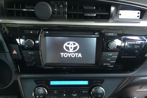 Видеообзор штатного головного устройсва RedPower 21066B для Toyota Corolla 2013+